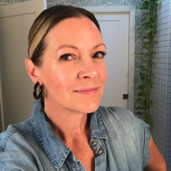 Meet your Posher, Jennifer - Picture 4 of 11